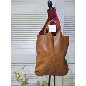NWT Giulia Massari Women's Tan Leather Made In Italy Tote Bag Size L 2630